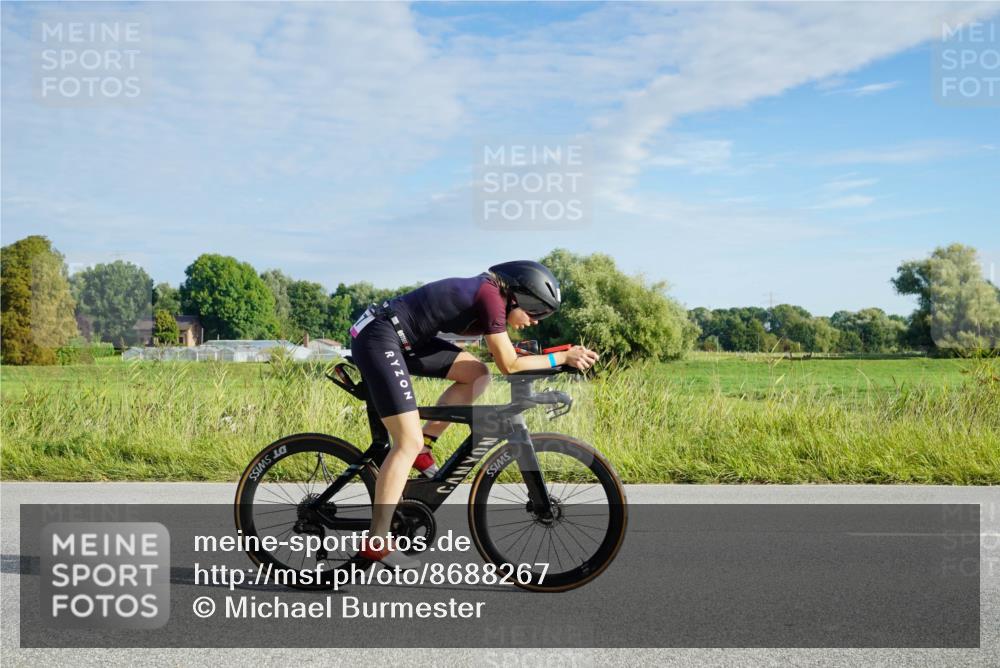31.08.2025 - Elbe Triathlon Hamburg Michael Burmester http://msf.ph/oto/8688267 31.08.2025 08:54:14 Radfahren 187, 208, 211, 257, 325, 375 meine-sportfotos.de