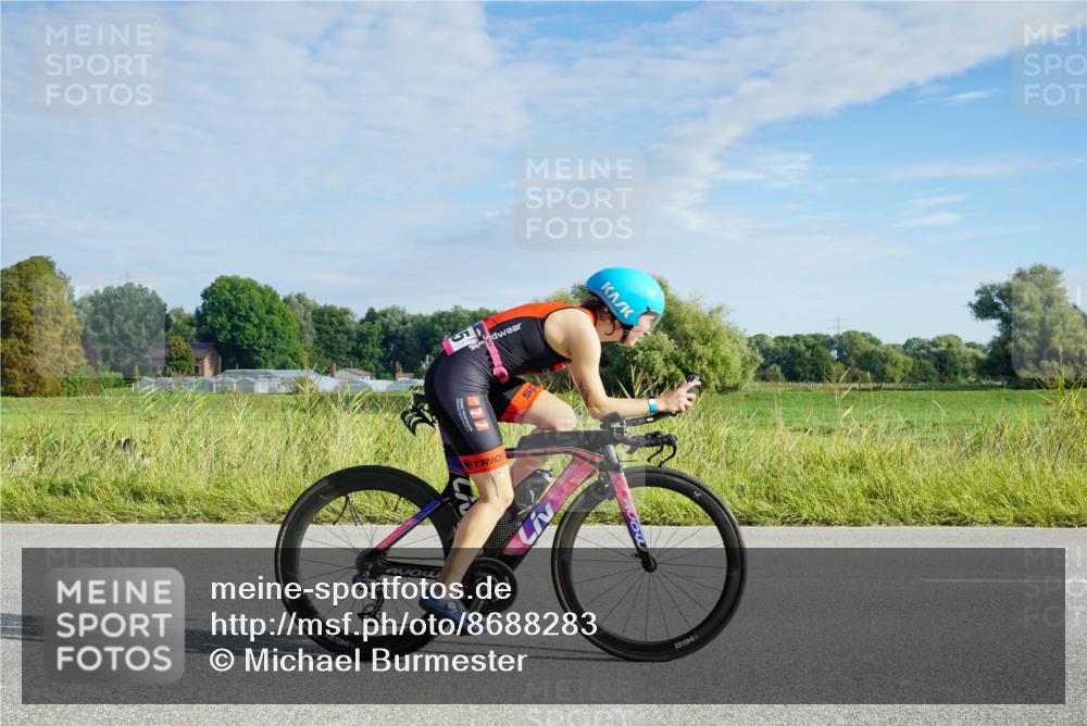 31.08.2025 - Elbe Triathlon Hamburg Michael Burmester http://msf.ph/oto/8688283 31.08.2025 08:55:04 Radfahren 169, 264, 275 meine-sportfotos.de