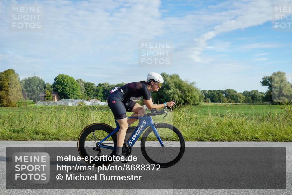 31.08.2025 - Elbe Triathlon Hamburg Michael Burmester http://msf.ph/oto/8688372 31.08.2025 08:57:39 Radfahren 261, 266, 324, 368, 383 meine-sportfotos.de