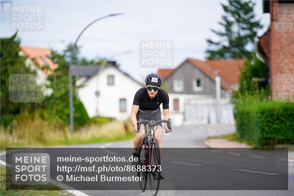 31.08.2025 - Elbe Triathlon Hamburg Michael Burmester http://msf.ph/oto/8688373 31.08.2025 15:43:38 Radfahren  meine-sportfotos.de