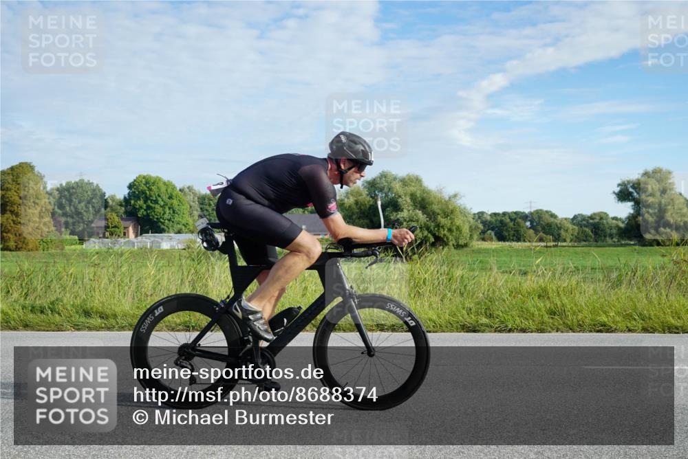 31.08.2025 - Elbe Triathlon Hamburg Michael Burmester http://msf.ph/oto/8688374 31.08.2025 08:57:40 Radfahren 261, 266, 324, 368 meine-sportfotos.de