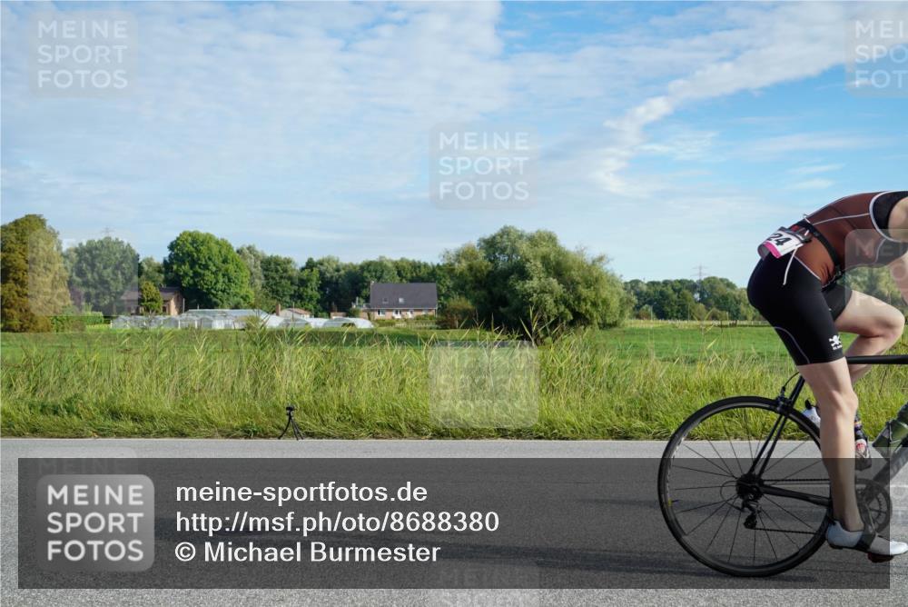 31.08.2025 - Elbe Triathlon Hamburg Michael Burmester http://msf.ph/oto/8688380 31.08.2025 08:57:42 Radfahren 261, 266, 324, 368 meine-sportfotos.de