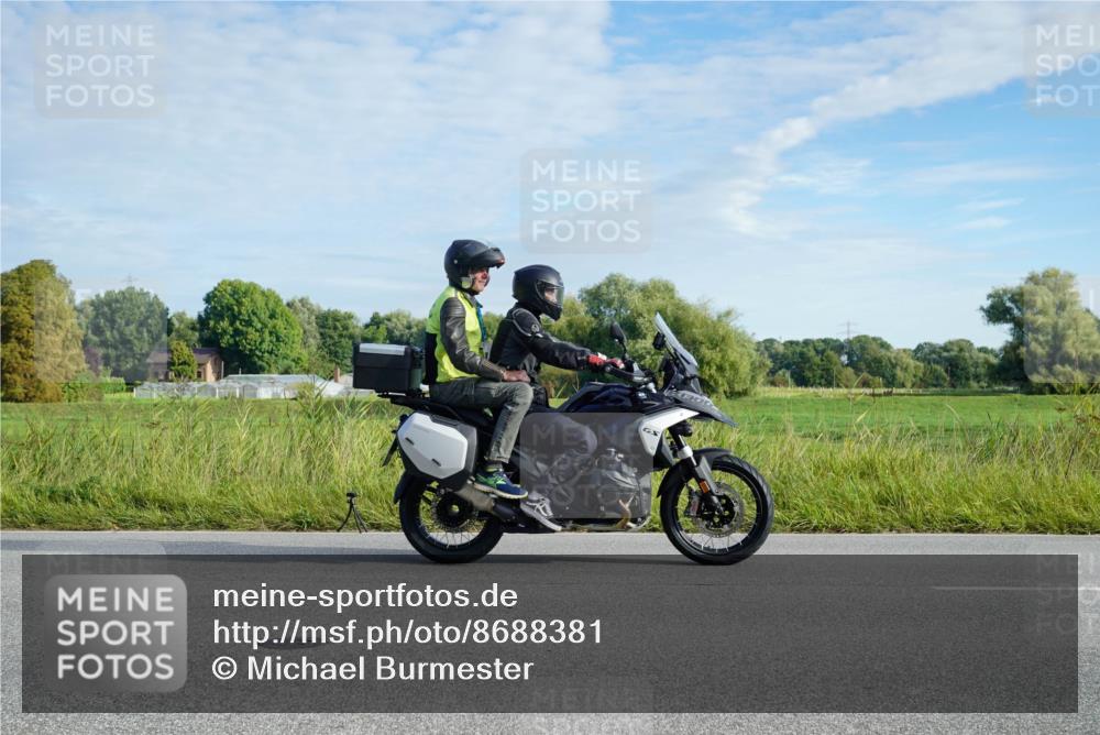 31.08.2025 - Elbe Triathlon Hamburg Michael Burmester http://msf.ph/oto/8688381 31.08.2025 08:57:46 Radfahren 266, 324 meine-sportfotos.de