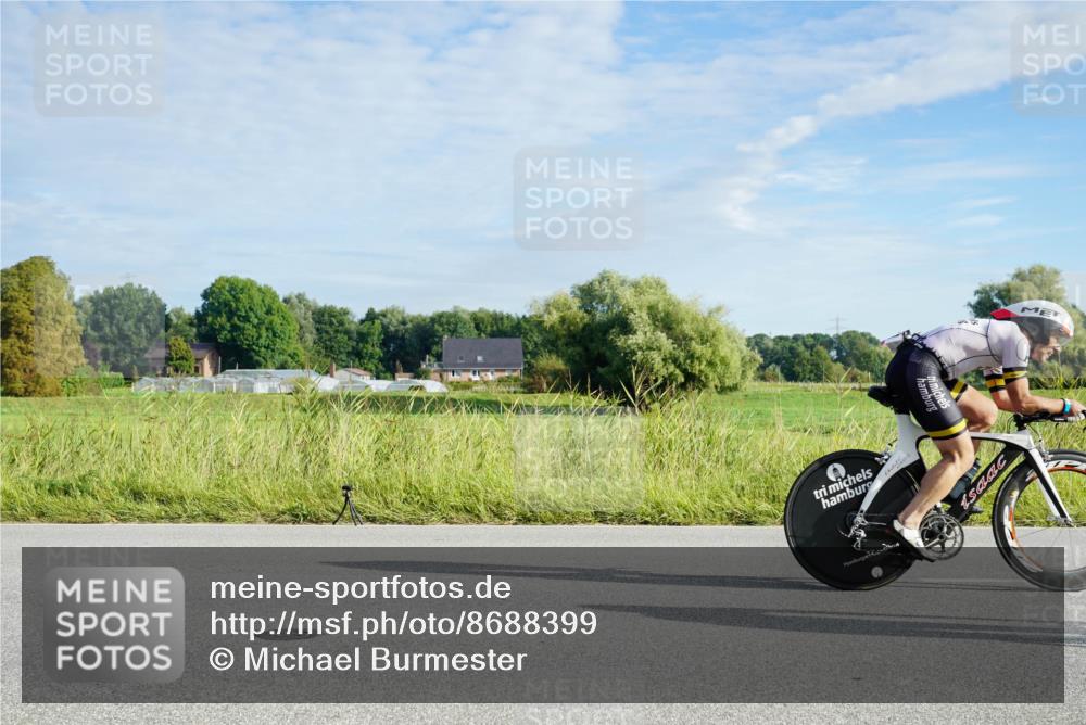 31.08.2025 - Elbe Triathlon Hamburg Michael Burmester http://msf.ph/oto/8688399 31.08.2025 08:58:13 Radfahren 212, 291, 292, 305, 337, 347, 351, 366 meine-sportfotos.de
