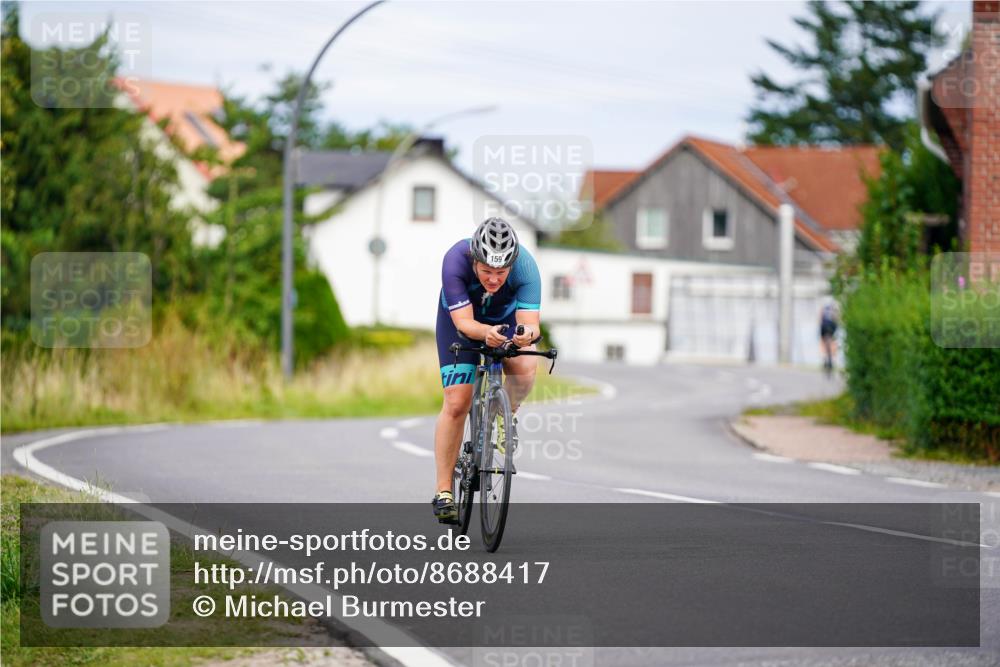 31.08.2025 - Elbe Triathlon Hamburg Michael Burmester http://msf.ph/oto/8688417 31.08.2025 15:45:17 Radfahren  meine-sportfotos.de
