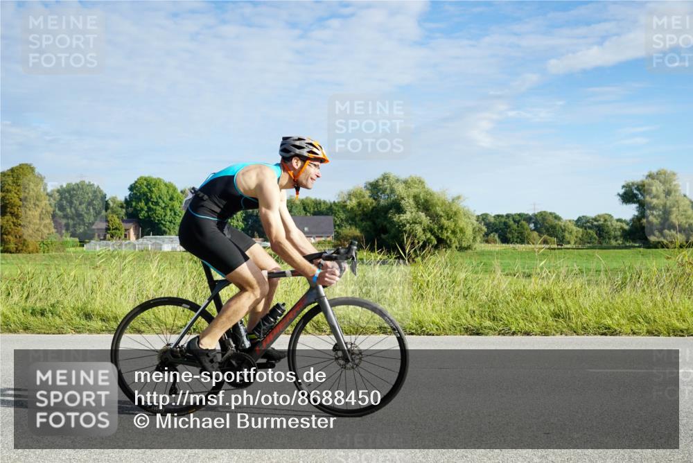 31.08.2025 - Elbe Triathlon Hamburg Michael Burmester http://msf.ph/oto/8688450 31.08.2025 08:59:16 Radfahren 174, 175, 216, 233, 357 meine-sportfotos.de
