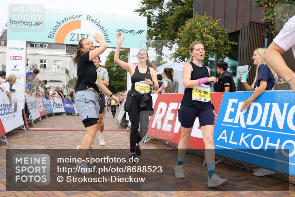31.08.2025 - 21. Blankeneser Heldenlauf Strokosch-Dieckow http://msf.ph/oto/8688523 31.08.2025 10:34:42 Ziel 2110, 2244, 2021, 2424, 2668, 2669, 2667, 2298, 2438, 2439, 2349, 2441, 2442, 2350, 2090, 2083 meine-sportfotos.de