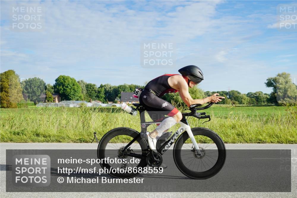 31.08.2025 - Elbe Triathlon Hamburg Michael Burmester http://msf.ph/oto/8688559 31.08.2025 09:02:31 Radfahren 170, 184, 186, 205, 363 meine-sportfotos.de