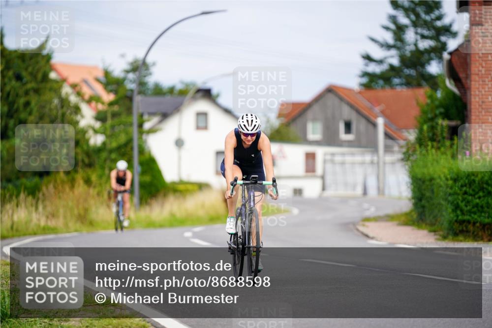 31.08.2025 - Elbe Triathlon Hamburg Michael Burmester http://msf.ph/oto/8688598 31.08.2025 15:52:16 Radfahren  meine-sportfotos.de