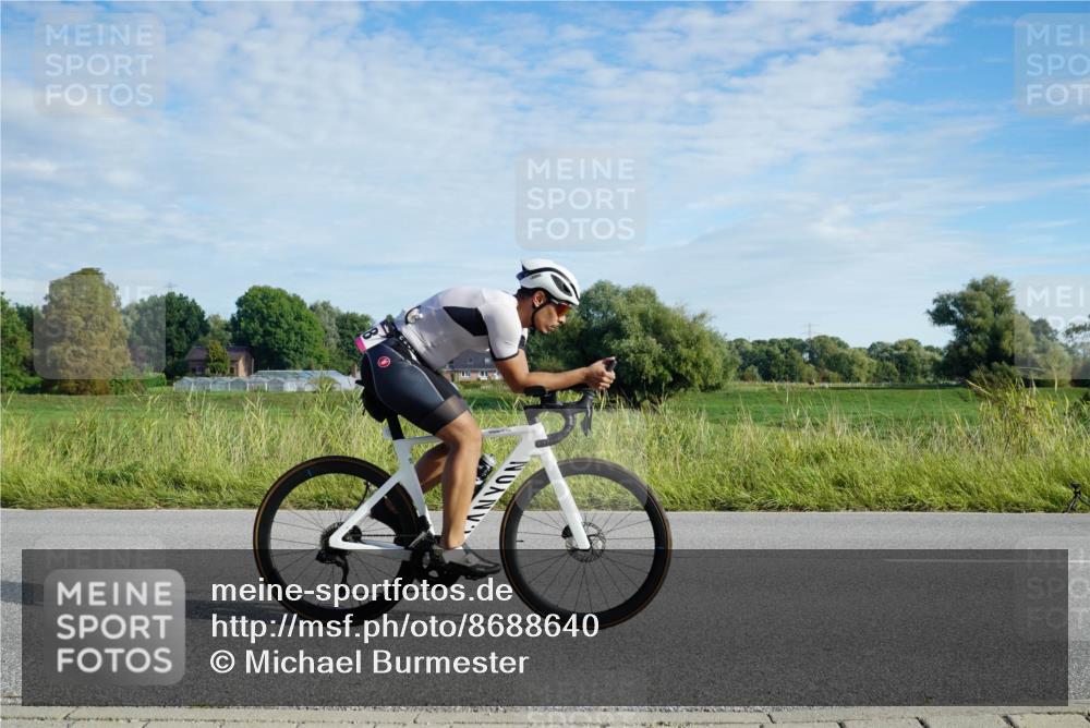 31.08.2025 - Elbe Triathlon Hamburg Michael Burmester http://msf.ph/oto/8688640 31.08.2025 09:06:04 Radfahren 189, 228, 343, 369, 392 meine-sportfotos.de