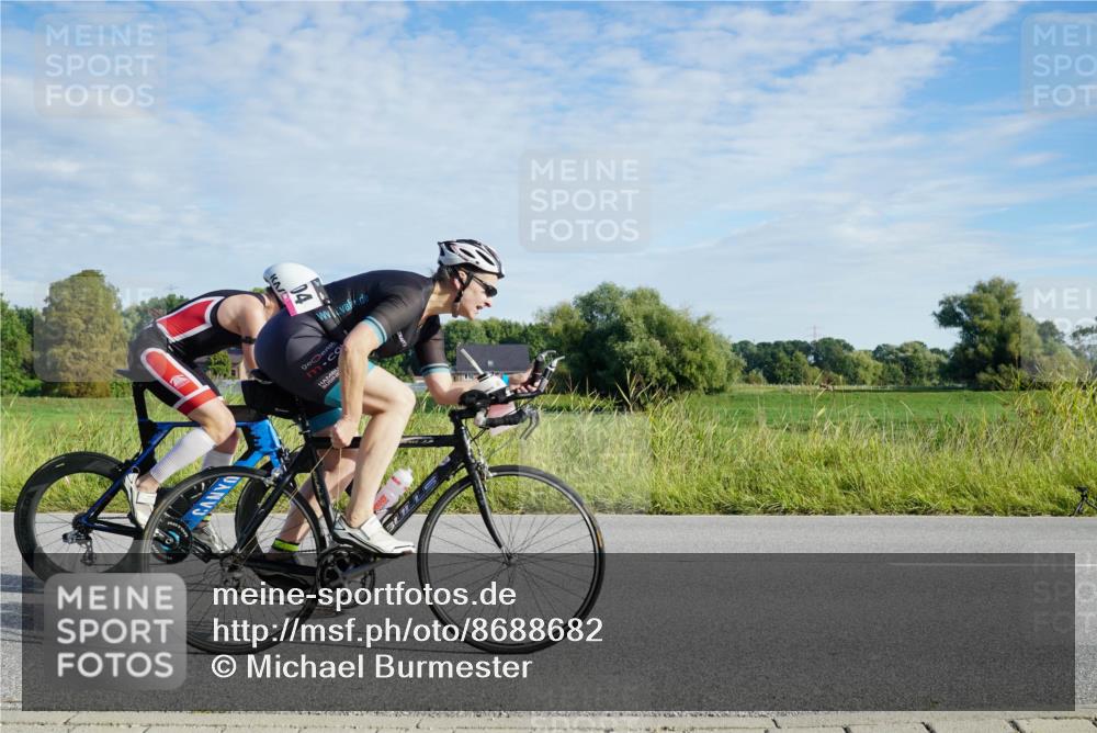 31.08.2025 - Elbe Triathlon Hamburg Michael Burmester http://msf.ph/oto/8688682 31.08.2025 09:07:15 Radfahren 242, 283, 300, 304, 340, 342, 441 meine-sportfotos.de