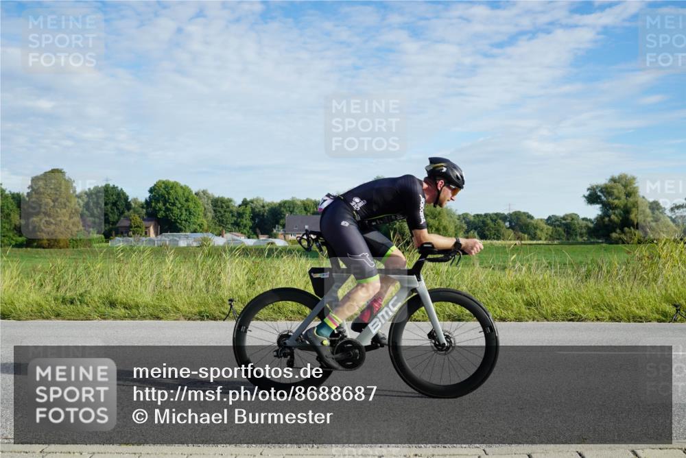 31.08.2025 - Elbe Triathlon Hamburg Michael Burmester http://msf.ph/oto/8688687 31.08.2025 09:07:35 Radfahren 231, 254, 276, 468 meine-sportfotos.de