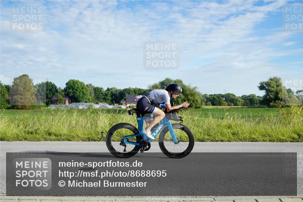 31.08.2025 - Elbe Triathlon Hamburg Michael Burmester http://msf.ph/oto/8688695 31.08.2025 09:07:42 Radfahren 254, 272, 412, 458, 468 meine-sportfotos.de