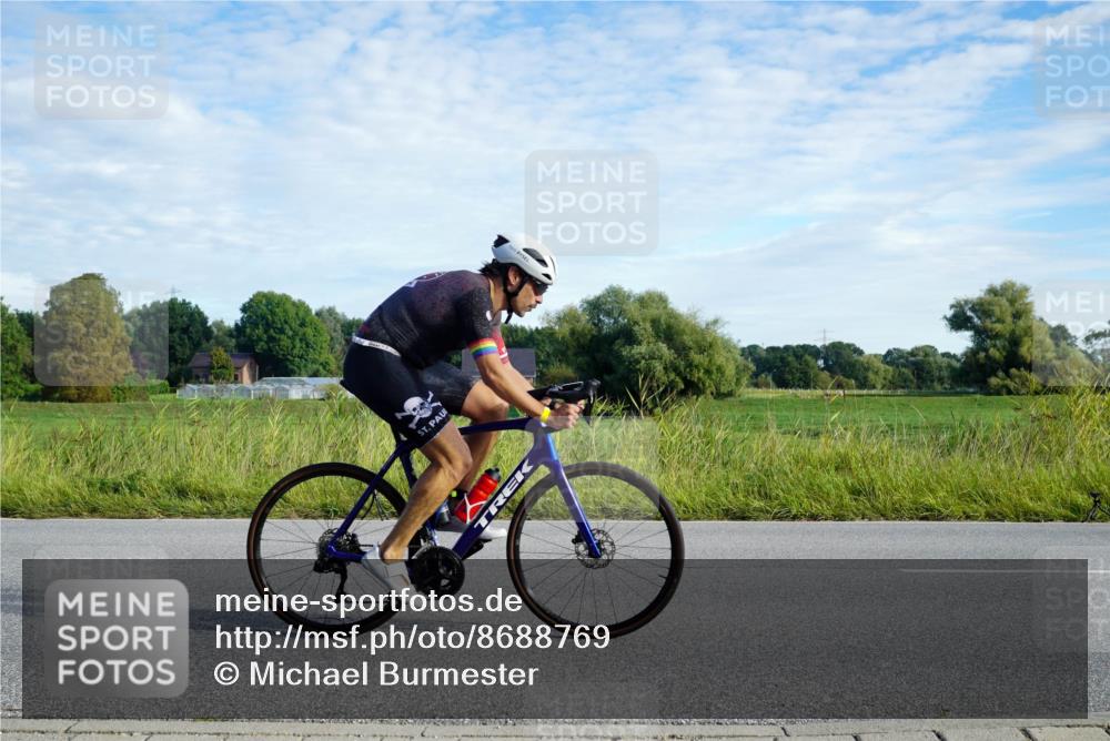 31.08.2025 - Elbe Triathlon Hamburg Michael Burmester http://msf.ph/oto/8688769 31.08.2025 09:09:23 Radfahren 167, 529 meine-sportfotos.de
