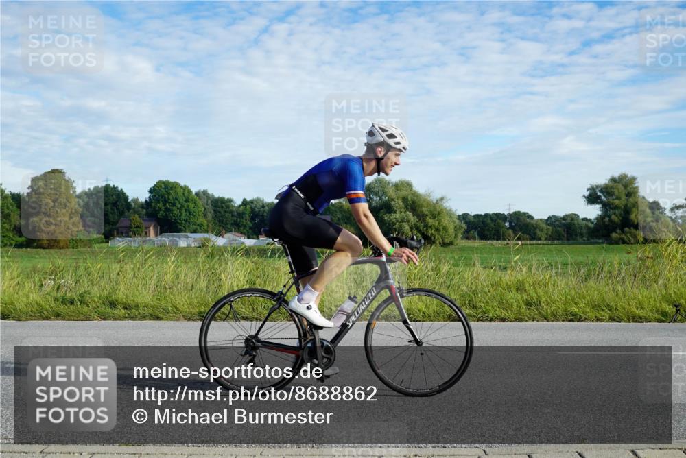 31.08.2025 - Elbe Triathlon Hamburg Michael Burmester http://msf.ph/oto/8688862 31.08.2025 09:11:36 Radfahren 239, 293, 334, 346, 351, 403, 456 meine-sportfotos.de