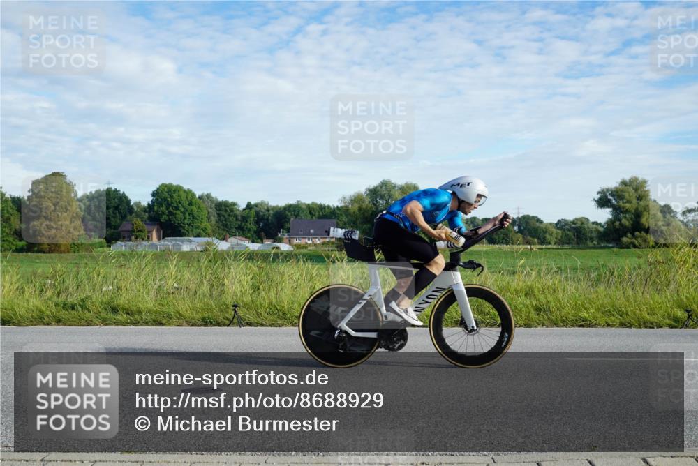 31.08.2025 - Elbe Triathlon Hamburg Michael Burmester http://msf.ph/oto/8688929 31.08.2025 09:12:54 Radfahren 175, 223, 247, 278, 316, 385, 434 meine-sportfotos.de