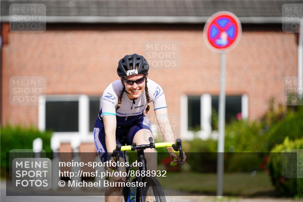 31.08.2025 - Elbe Triathlon Hamburg Michael Burmester http://msf.ph/oto/8688932 31.08.2025 16:03:57 Radfahren  meine-sportfotos.de