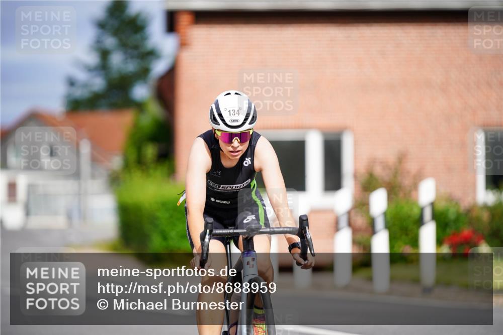 31.08.2025 - Elbe Triathlon Hamburg Michael Burmester http://msf.ph/oto/8688959 31.08.2025 16:04:23 Radfahren  meine-sportfotos.de