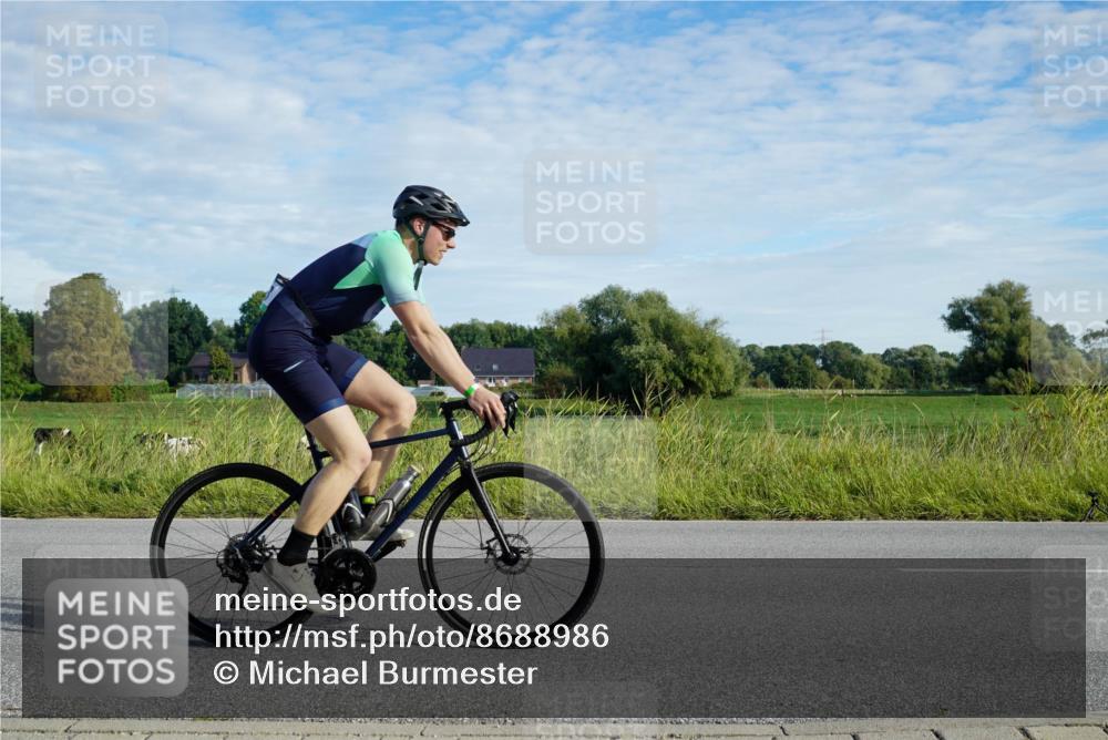31.08.2025 - Elbe Triathlon Hamburg Michael Burmester http://msf.ph/oto/8688986 31.08.2025 09:13:53 Radfahren 414, 415, 490, 533 meine-sportfotos.de