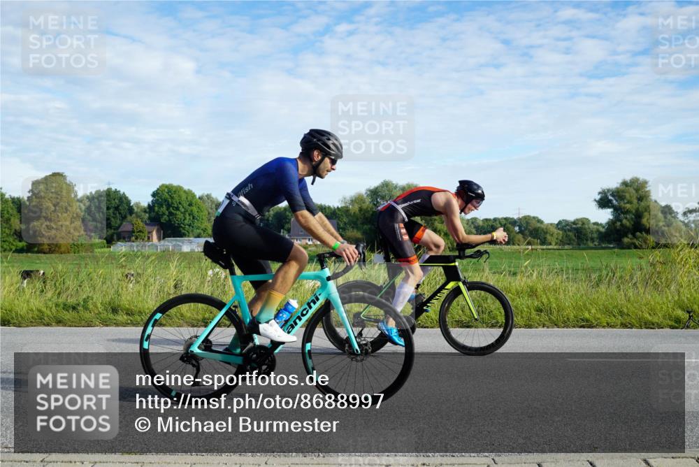 31.08.2025 - Elbe Triathlon Hamburg Michael Burmester http://msf.ph/oto/8688997 31.08.2025 09:14:06 Radfahren 210, 282, 305, 360, 384, 519, 554 meine-sportfotos.de
