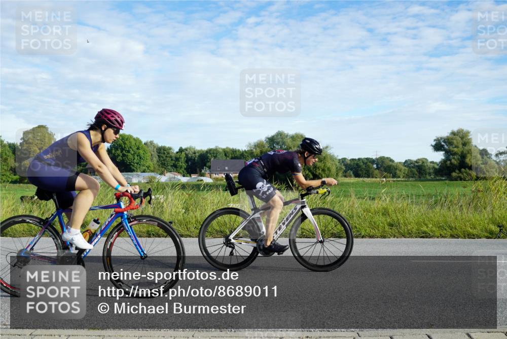 31.08.2025 - Elbe Triathlon Hamburg Michael Burmester http://msf.ph/oto/8689011 31.08.2025 09:14:18 Radfahren 216, 249, 256, 357, 496 meine-sportfotos.de