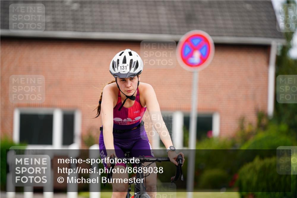 31.08.2025 - Elbe Triathlon Hamburg Michael Burmester http://msf.ph/oto/8689038 31.08.2025 16:07:51 Radfahren  meine-sportfotos.de