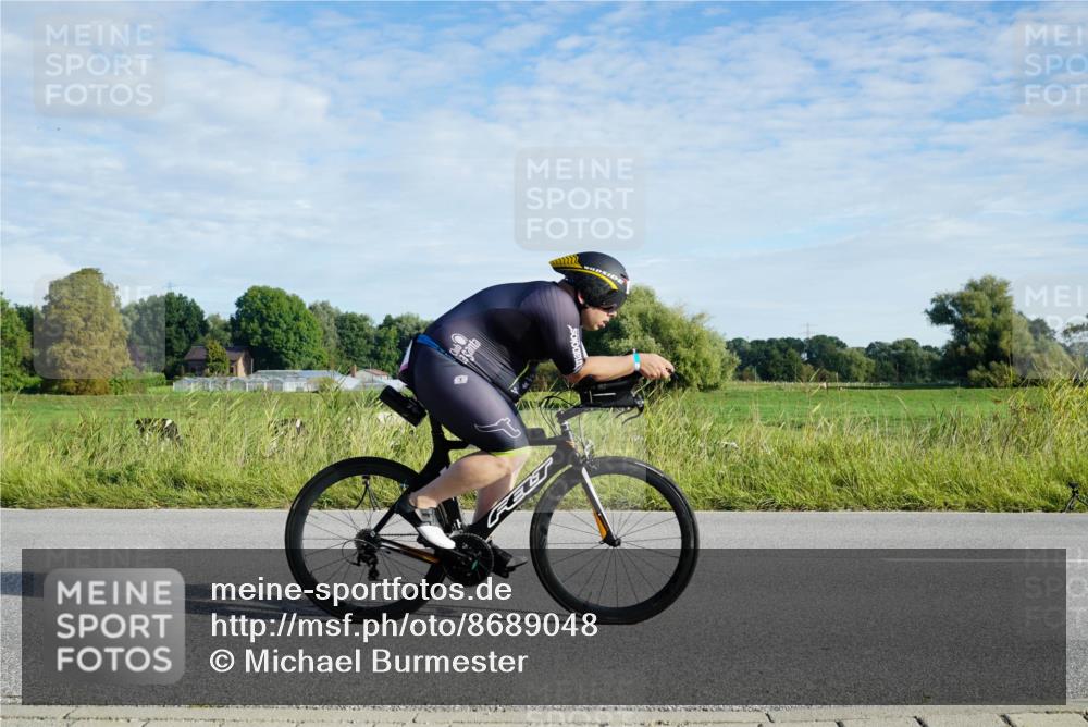 31.08.2025 - Elbe Triathlon Hamburg Michael Burmester http://msf.ph/oto/8689048 31.08.2025 09:15:05 Radfahren 280, 291, 361, 431, 534 meine-sportfotos.de