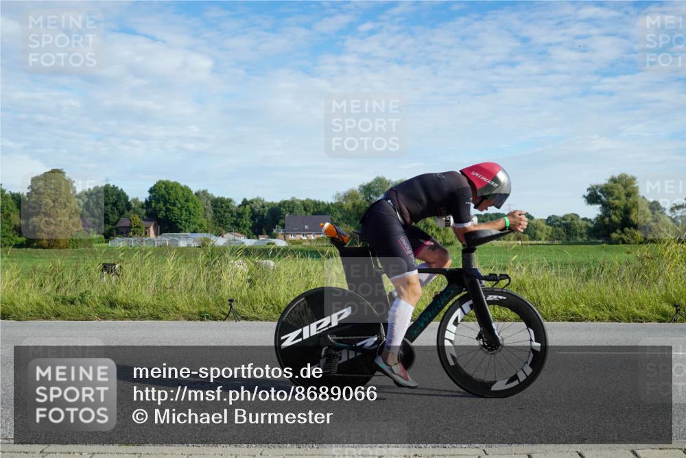 31.08.2025 - Elbe Triathlon Hamburg Michael Burmester http://msf.ph/oto/8689066 31.08.2025 09:15:23 Radfahren 192, 290, 506, 672 meine-sportfotos.de