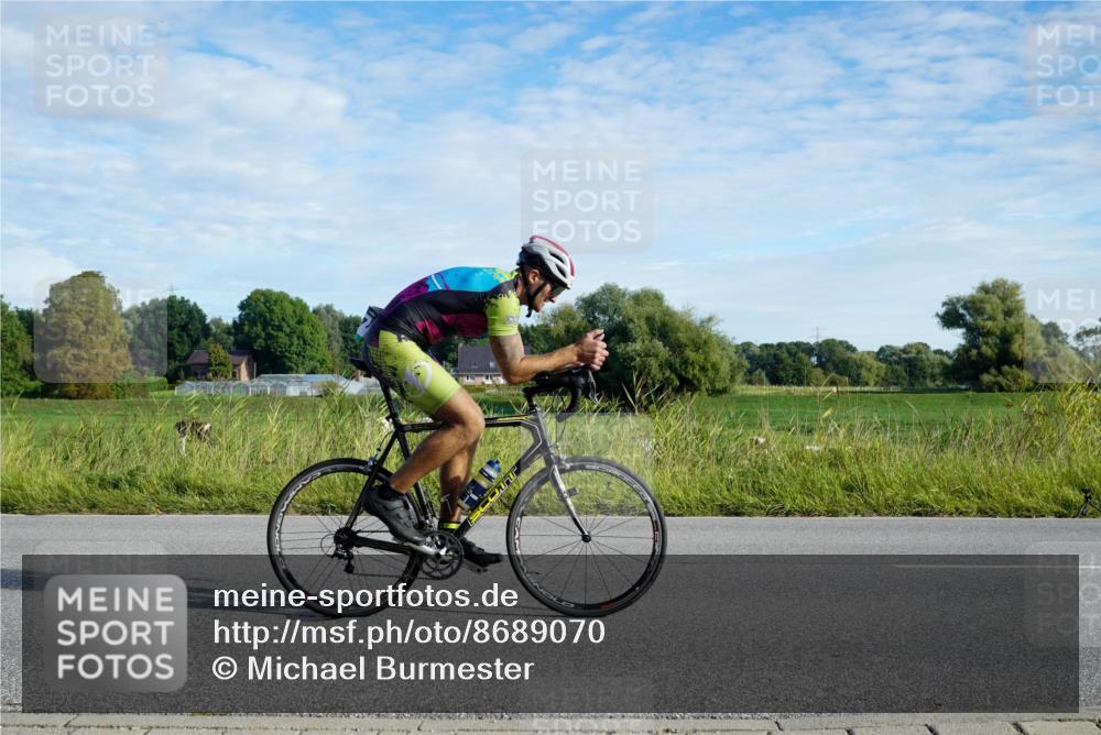 31.08.2025 - Elbe Triathlon Hamburg Michael Burmester http://msf.ph/oto/8689070 31.08.2025 09:15:36 Radfahren 191, 363, 387, 394, 502, 527, 645 meine-sportfotos.de