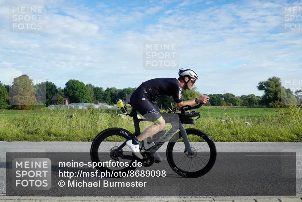 31.08.2025 - Elbe Triathlon Hamburg Michael Burmester http://msf.ph/oto/8689098 31.08.2025 09:16:06 Radfahren 176, 200, 209, 213, 232, 238, 528, 535 meine-sportfotos.de