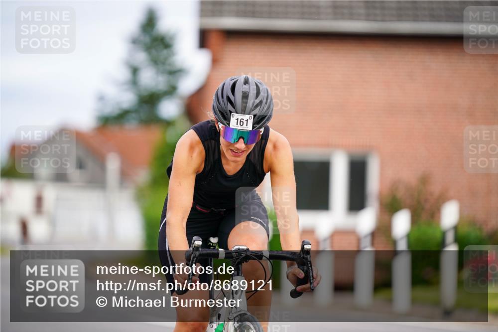 31.08.2025 - Elbe Triathlon Hamburg Michael Burmester http://msf.ph/oto/8689121 31.08.2025 16:09:26 Radfahren  meine-sportfotos.de