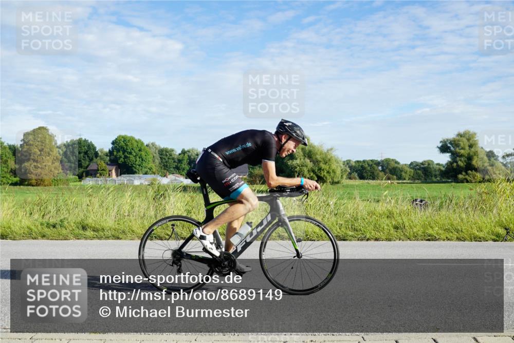31.08.2025 - Elbe Triathlon Hamburg Michael Burmester http://msf.ph/oto/8689149 31.08.2025 09:17:21 Radfahren 378, 480 meine-sportfotos.de