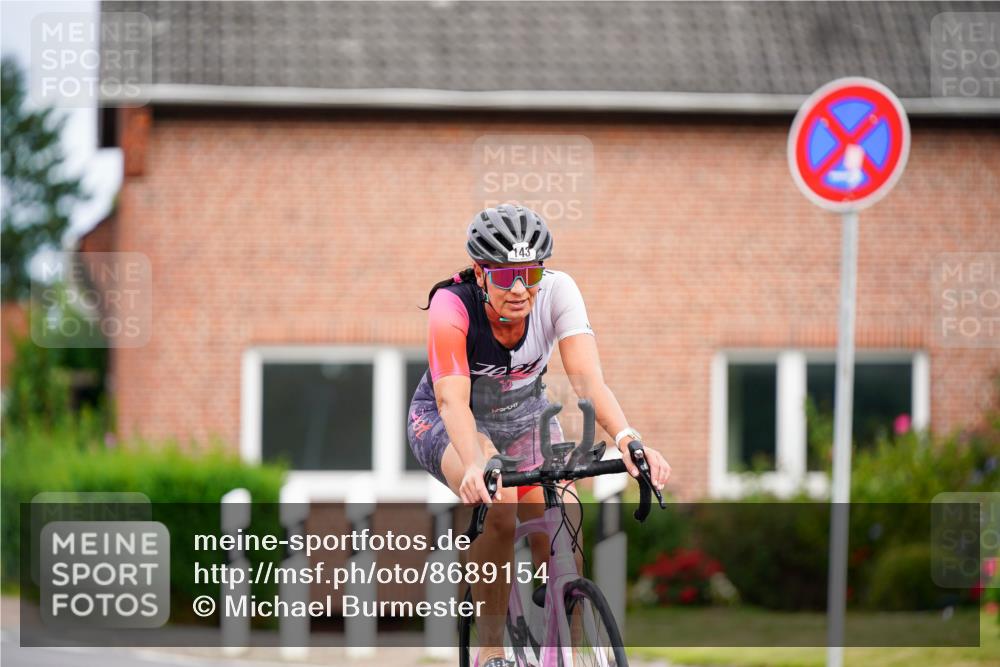31.08.2025 - Elbe Triathlon Hamburg Michael Burmester http://msf.ph/oto/8689154 31.08.2025 16:10:17 Radfahren  meine-sportfotos.de