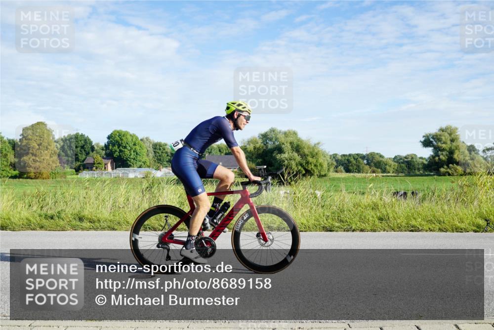31.08.2025 - Elbe Triathlon Hamburg Michael Burmester http://msf.ph/oto/8689158 31.08.2025 09:17:37 Radfahren 407, 420, 504 meine-sportfotos.de