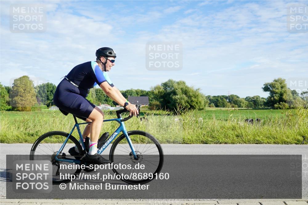 31.08.2025 - Elbe Triathlon Hamburg Michael Burmester http://msf.ph/oto/8689160 31.08.2025 09:17:41 Radfahren 504 meine-sportfotos.de