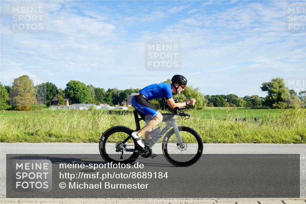 31.08.2025 - Elbe Triathlon Hamburg Michael Burmester http://msf.ph/oto/8689184 31.08.2025 09:18:10 Radfahren 332, 364, 495, 602 meine-sportfotos.de