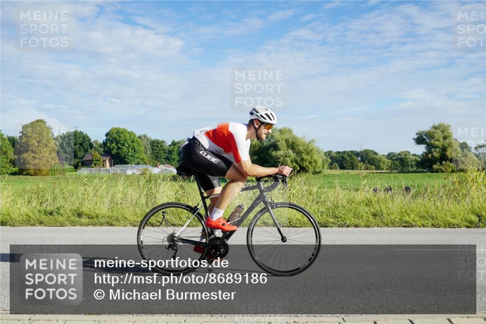 31.08.2025 - Elbe Triathlon Hamburg Michael Burmester http://msf.ph/oto/8689186 31.08.2025 09:18:17 Radfahren 343, 352, 463, 465 meine-sportfotos.de