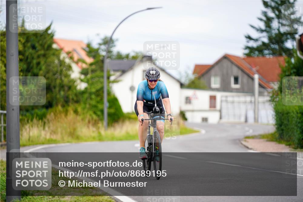 31.08.2025 - Elbe Triathlon Hamburg Michael Burmester http://msf.ph/oto/8689195 31.08.2025 16:11:49 Radfahren  meine-sportfotos.de