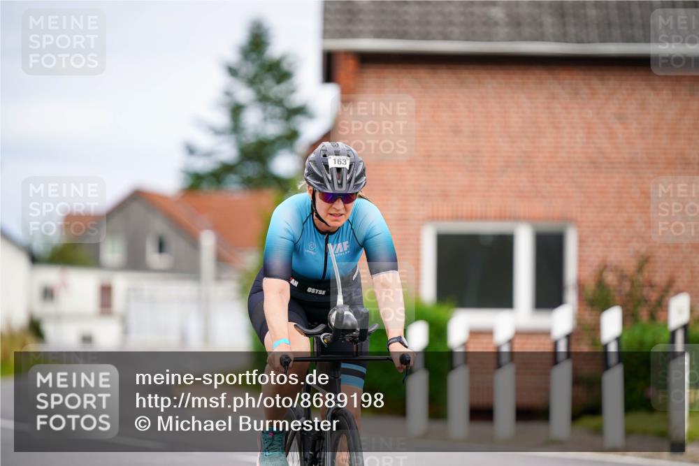 31.08.2025 - Elbe Triathlon Hamburg Michael Burmester http://msf.ph/oto/8689198 31.08.2025 16:11:50 Radfahren  meine-sportfotos.de