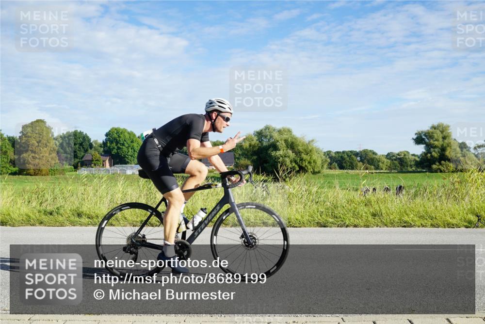 31.08.2025 - Elbe Triathlon Hamburg Michael Burmester http://msf.ph/oto/8689199 31.08.2025 09:18:40 Radfahren 416, 510, 547, 618 meine-sportfotos.de