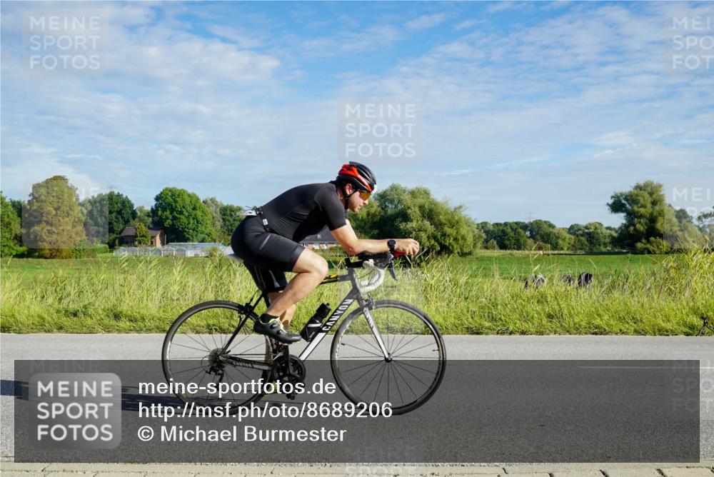 31.08.2025 - Elbe Triathlon Hamburg Michael Burmester http://msf.ph/oto/8689206 31.08.2025 09:18:49 Radfahren 369, 447, 531, 633 meine-sportfotos.de