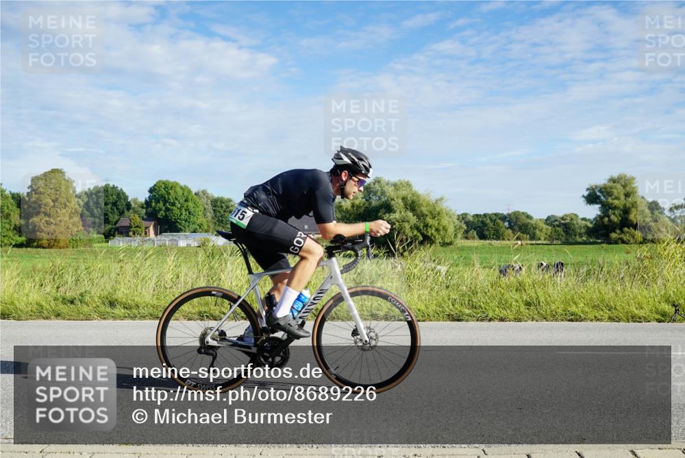 31.08.2025 - Elbe Triathlon Hamburg Michael Burmester http://msf.ph/oto/8689226 31.08.2025 09:19:21 Radfahren 392, 515 meine-sportfotos.de
