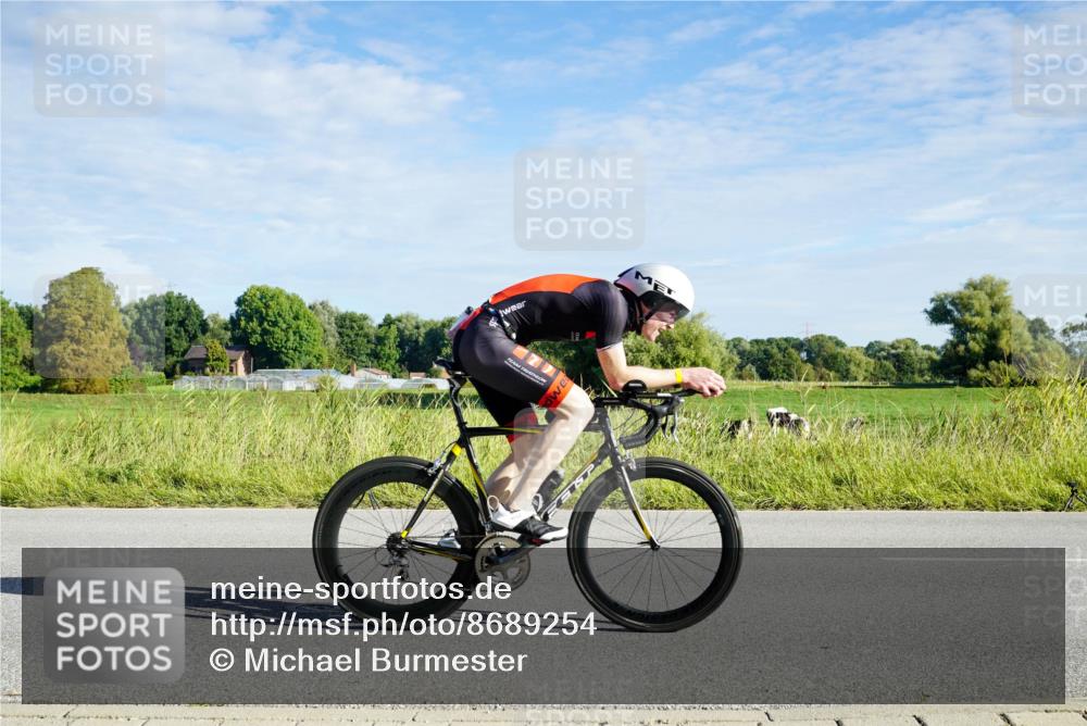 31.08.2025 - Elbe Triathlon Hamburg Michael Burmester http://msf.ph/oto/8689254 31.08.2025 09:20:12 Radfahren 211, 381 meine-sportfotos.de