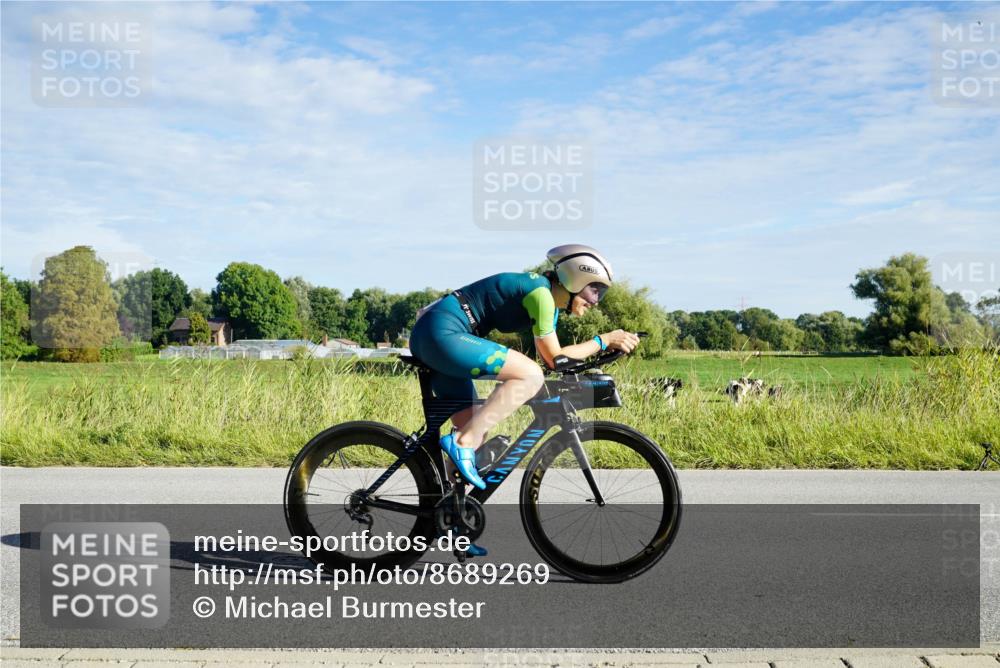 31.08.2025 - Elbe Triathlon Hamburg Michael Burmester http://msf.ph/oto/8689269 31.08.2025 09:20:32 Radfahren 172, 182, 283, 314, 340, 342, 517, 694 meine-sportfotos.de