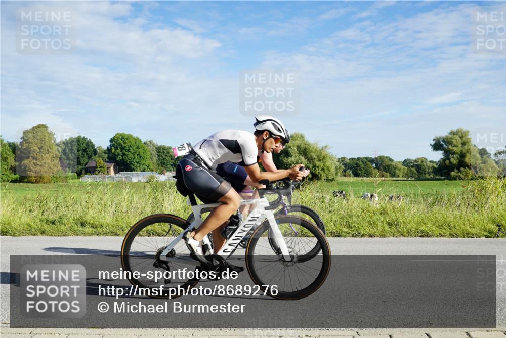 31.08.2025 - Elbe Triathlon Hamburg Michael Burmester http://msf.ph/oto/8689276 31.08.2025 09:20:40 Radfahren 182, 228, 242, 289, 422, 517, 561 meine-sportfotos.de