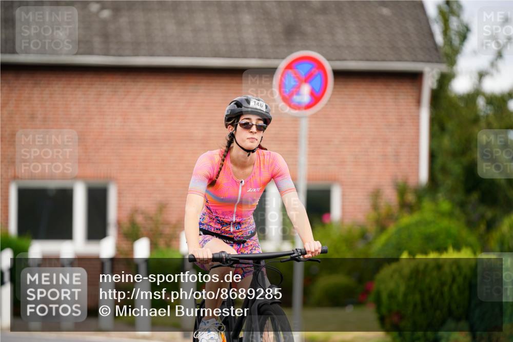 31.08.2025 - Elbe Triathlon Hamburg Michael Burmester http://msf.ph/oto/8689285 31.08.2025 16:14:43 Radfahren  meine-sportfotos.de