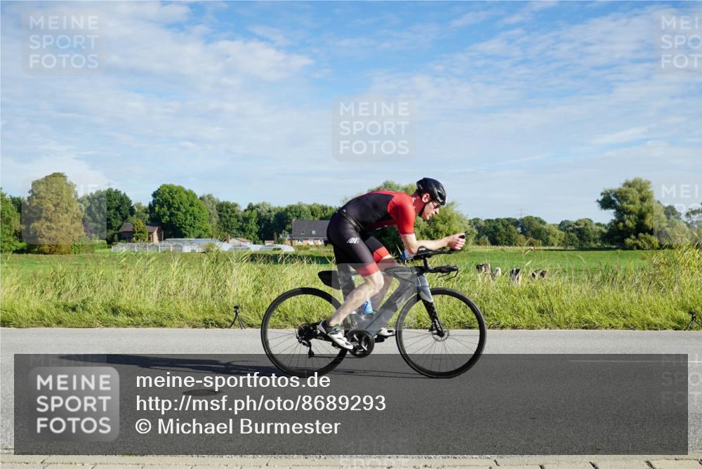 31.08.2025 - Elbe Triathlon Hamburg Michael Burmester http://msf.ph/oto/8689293 31.08.2025 09:21:01 Radfahren 187, 257, 372, 428, 439, 455, 464, 516, 530, 545, 655 meine-sportfotos.de
