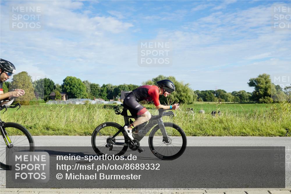 31.08.2025 - Elbe Triathlon Hamburg Michael Burmester http://msf.ph/oto/8689332 31.08.2025 09:21:34 Radfahren 264, 440, 478, 532, 595, 603 meine-sportfotos.de
