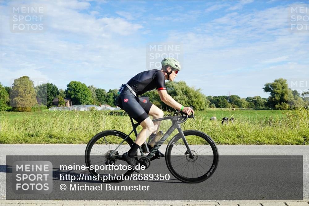 31.08.2025 - Elbe Triathlon Hamburg Michael Burmester http://msf.ph/oto/8689350 31.08.2025 09:21:46 Radfahren 229, 255, 276, 300, 402, 468, 492, 658 meine-sportfotos.de