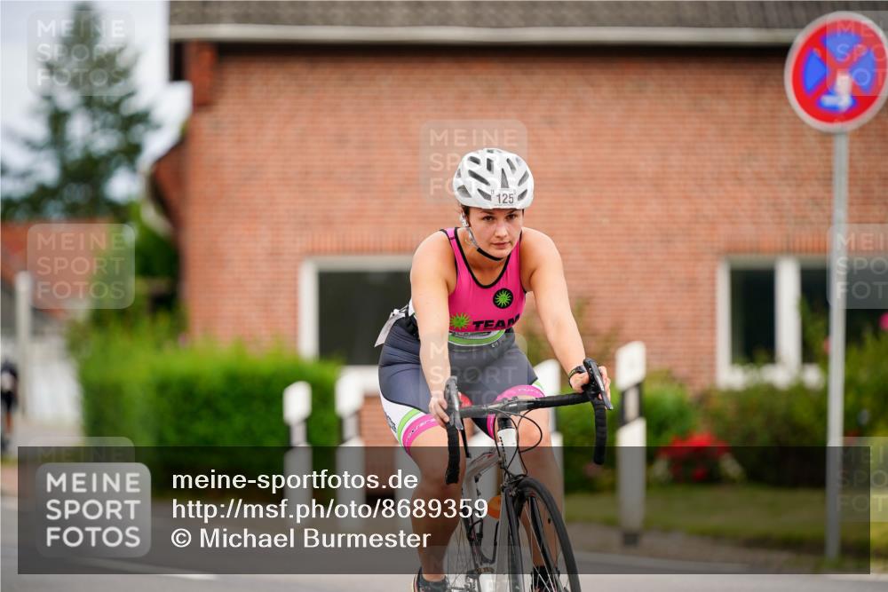 31.08.2025 - Elbe Triathlon Hamburg Michael Burmester http://msf.ph/oto/8689359 31.08.2025 16:16:52 Radfahren  meine-sportfotos.de